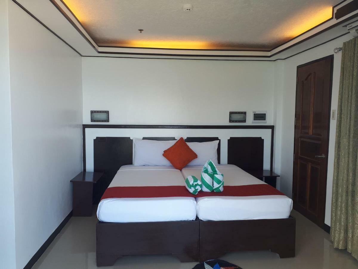 Orange Pearl Beach Resort Ель-Нідо Екстер'єр фото
